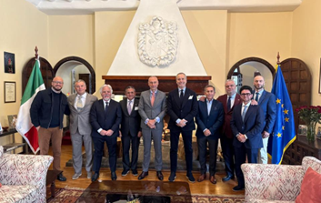 Ecuador, ricevuti dall’Ambasciatore Davoli rappresentanti della Camera di Commercio Italiana e delegazione di imprenditori