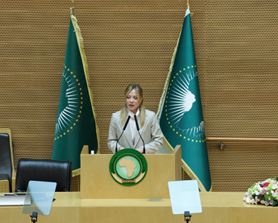 Ad Addis Abeba l’Assemblea dei Capi di Stato e di Governo dell’Unione Africana, Meloni: Quello che mi piacerebbe veder nascere è una grande alleanza tra di noi per mettere la formazione, la ricerca, l’università, l’innovazione al centro del nostro impegno comune