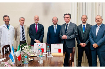 Visita dell’Ambasciatore d’Italia in Argentina Nicoletti all’Ospedale Italiano di Buenos Aires: oltre 170 anni di impegno condiviso