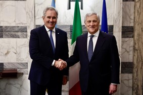 Tajani incontra il Ministro degli Affari Esteri argentino Quirno, ricordata dal Vice Presidente del Consiglio la presenza della più grande collettività di italiani all’estero che costituisce un ponte naturale per intensificare la cooperazione politica ed economica