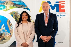 Ecuador, l’Ambasciatore d’Italia a Quito Davoli al forum “Donne leader che trasformano i territori”