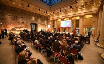 IA e lavoro: dall’Italia la proposta di una governance fondata su strategie, competenze e fiducia