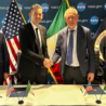 Spazio, il Ministro Urso firma a Washington accordo con la NASA sul modulo abitativo lunare italiano: “Italia protagonista nella nuova corsa alla Luna”. Il Ministro alla cerimonia in Ambasciata per il centenario della nascita di Rocco Petrone, direttore del Programma Apollo