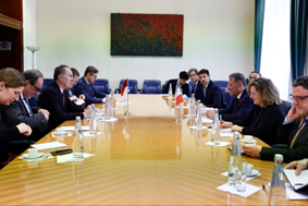 Il Vice Ministro Cirielli ha incontrato il Vice Ministro degli Esteri della Repubblica Ceca, Jiri Brodsky