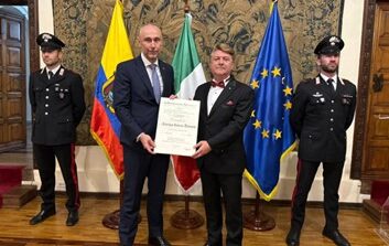 Ambasciata d’Italia in Ecuador: Roberto Damone Cavaliere dell’Ordine al Merito della Repubblica Italiana