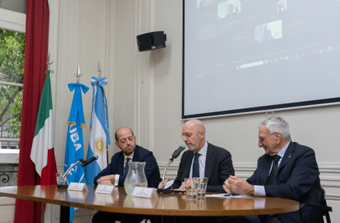 Conclusa con successo la quinta edizione della Diplomatura in Studi e Gestione delle Istituzioni della Collettività Italiana in Argentina. Consegnati i diplomi dall’Ambasciatore Nicoletti