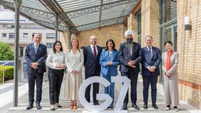 Il Vice Ministro Cirielli alla riunione Ministeriale G7 Sviluppo di Parigi