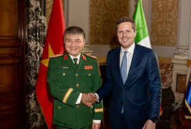 Sottosegretario Perego ha incontrato il Vice Ministro della Difesa del Vietnam Van Hien