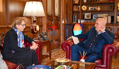 Incontro del Ministro Crosetto con la nuova Ambasciatrice francese Anne-Marie Descôtes