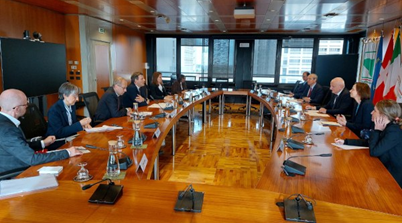 Emilia Romagna: l’Ambasciatore svizzero  Balzaretti in Regione. Incontro con il Vicepresidente Colla.  Presentato il progetto “In Cammino con la Svizzera”. Innovazione, aerospazio, economia e cultura i temi principali al centro della visita. Presente anche il Console generale Lazzarotto