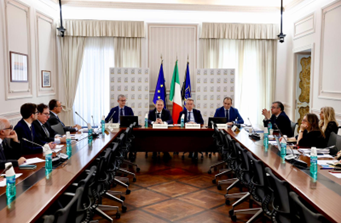 Il Vice Ministro Cirielli all’incontro MAECI-ANCI sulla cooperazione internazionale