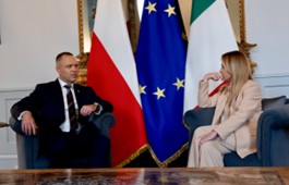 Incontro del Presidente del Consiglio Meloni con il Presidente della Polonia Nawrocki