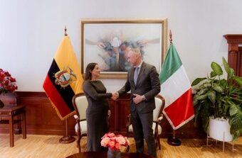 Ecuador, l’Ambasciatore d’Italia Davoli incontra la Presidente dell’Assemblea nazionale Mancheno