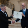L’Ambasciatore d’Italia in Argentina Fabrizio Nicoletti ha conferito l’onorificenza di Ufficiale dell’Ordine della Stella d’Italia a Luis Esteban Novaresio
