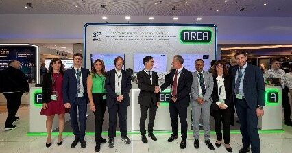 Repubblica Ceca, l’Ambasciatore d’Italia Gaudiano visita l’ISS World Europe 2026 di Praga
