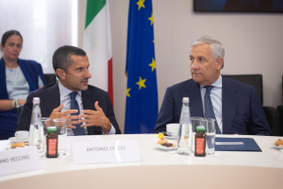 Il Ministro Tajani ha preso parte alla Farnesina all’incontro tra MAECI e ANCE: collaborazione su export e tutela del patrimonio diplomatico italiano all’estero