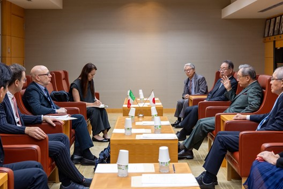 Giappone,  terremoto nel Kyushu: l’Ambasciatore d’Italia Vattani in missione a Fukuoka. Incontro con il mondo economico locale e vicinanza alle popolazioni colpite: “L’Italia al fianco del Giappone, rafforziamo la cooperazione sulla prevenzione e la risposta ai disastri naturali”