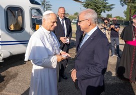 Il Sottosegretario Mantovano ha accolto ad Assisi Papa Leone XIV per l’incontro con i giovani del “GO! Franciscan Youth Meeting 2026”