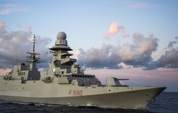 Operazione dell’Ue Eunavfor Aspides, Mar Rosso: la fregata Bergamini ha scortato una nave mercantile