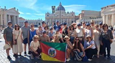 Associazione Bellunesi nel Mondo: Papa Leone saluta in piazza San Pietro la Famiglia Bellunese di Erechim (Brasile)