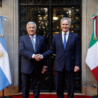 Conclusa la visita a Buenos Aires del Ministro degli Esteri Tajani: “Italia e Argentina sono Paesi fratelli legati da radici comuni. Grazie all’accordo del Mercosur e al ruolo strategico delle nostre imprese faremo crescere ancora di più l’export”