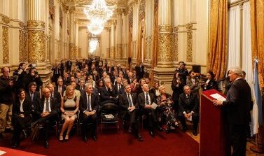 Visita del Ministro Tajani in Argentina: accordo di collaborazione San Carlo – Teatro Colón nel quadro di Neapolis 2500