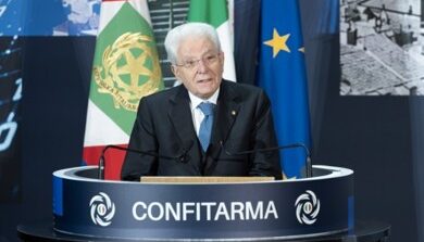 Assemblea Pubblica della Confederazione Italiana Armatori, Mattarella: “Il mondo marittimo è espressione del contrasto a ogni chiusura che attacchi la libertà del navigare e degli scambi. È amico di regole che introducono equità nei rapporti e avvicinino i mondi, dunque è vettore di pace”
