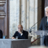 Cerimonia per i nuovi Cavalieri del Lavoro e i nuovi giovani Alfieri, Mattarella:  “I valori del lavoro sono alla base della Repubblica così come i valori dell’educazione e dell’istruzione”. “La società non sia indifferente ai giovani. Farsi carico del loro malessere”. “Grave peso il bilancio negativo delle migrazioni giovanili. Rendere attraente ai giovani il ritorno”