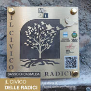 Museo Nazionale dell’Emigrazione Italiana: il Civico delle Radici racconta Rocco Anthony Petrone. Inaugurata targa a Sasso di Castalda (Potenza)